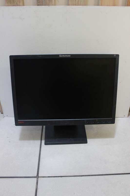Lenovo 19 inch Monitor